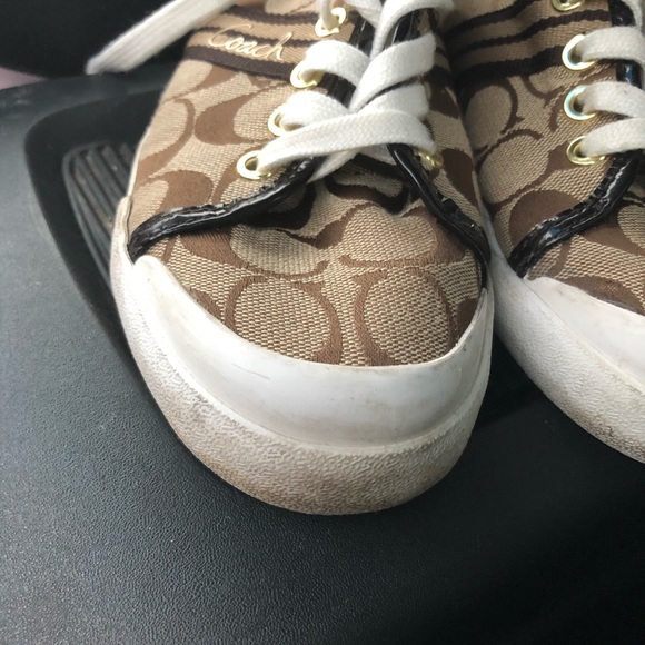 Coach Shoes - Picture 2 of 4